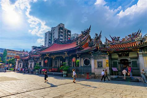 住在廟旁邊好嗎|【風水特輯】住在宮廟、佛寺附近更能受到神明保佑嗎？對人有什。